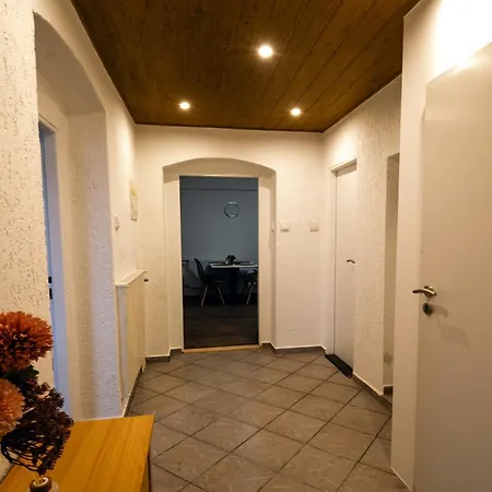 Apartman 86 *